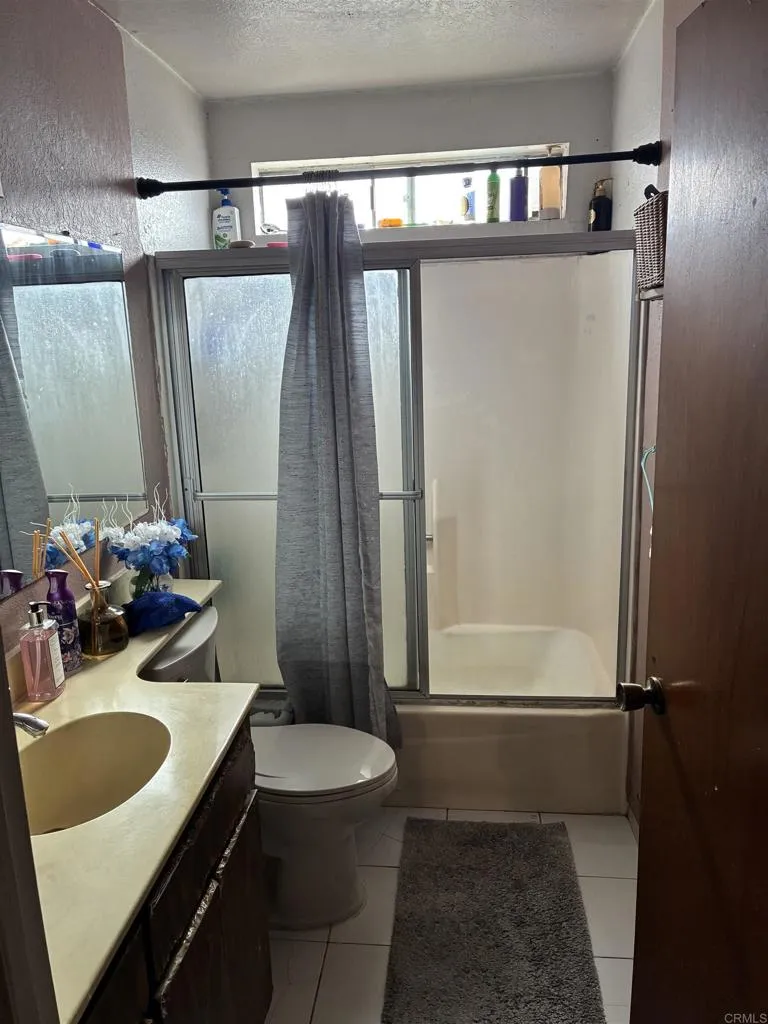 8024 Linda Vista Road 1d, San Diego, California 92111 home-pic-7