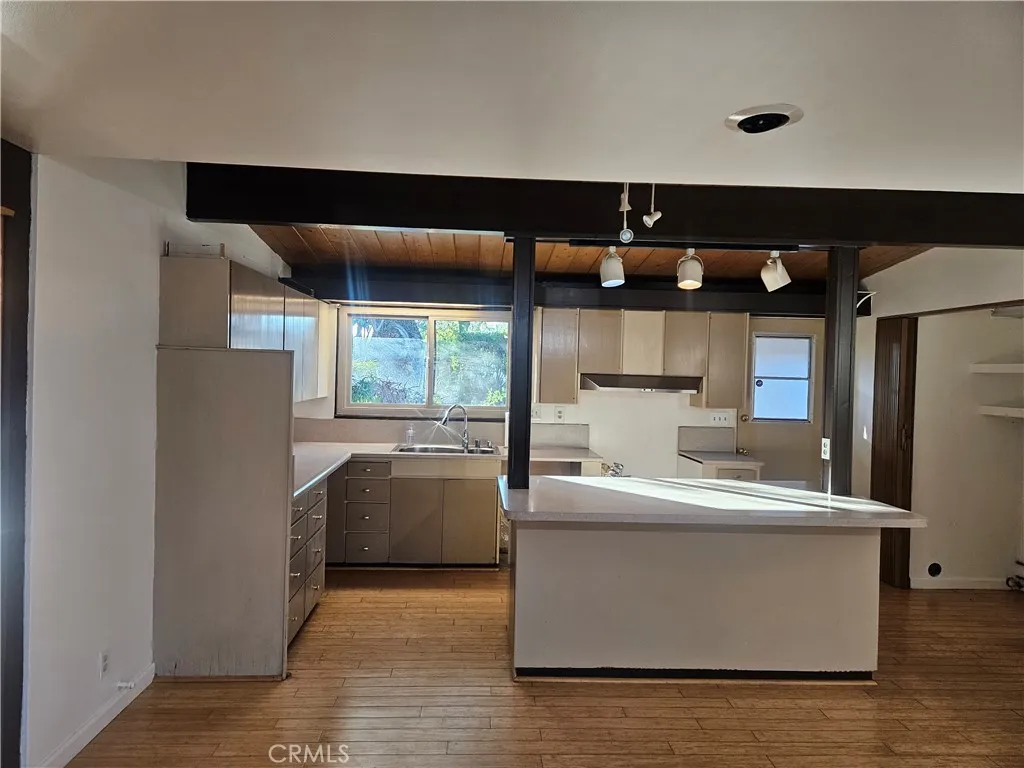 4505 Rhodelia, Claremont, California 91711 home-pic-11