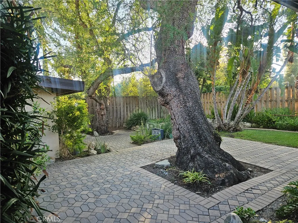 4505 Rhodelia, Claremont, California 91711 home-pic-3