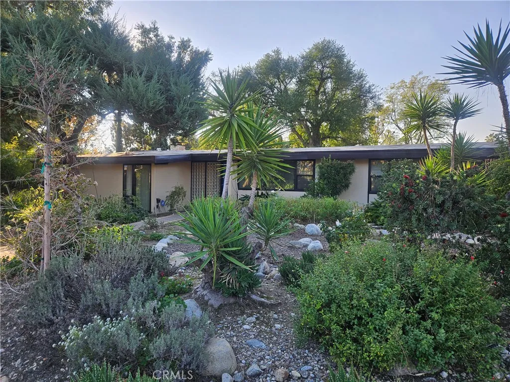 4505 Rhodelia, Claremont, California 91711 home-pic-0