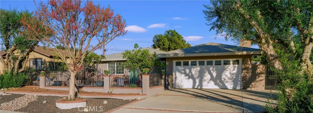 11757 Serra, Chino, California 91710 home-pic-0