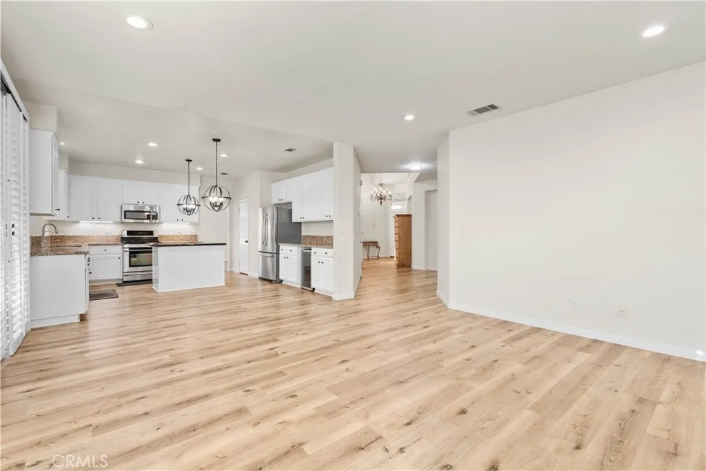 1010 Night Shadow Lane, Corona, California 92881 home-pic-20