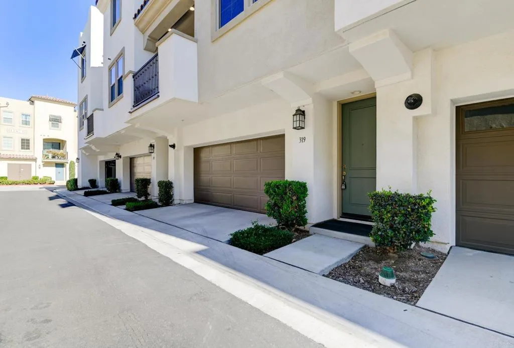 319 Lagoon Way, Santee, California 92071 home-pic-0