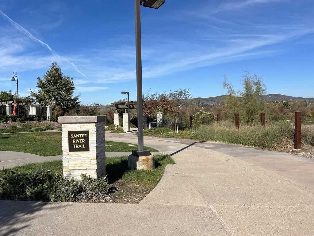 319 Lagoon Way, Santee, California 92071 home-pic-29