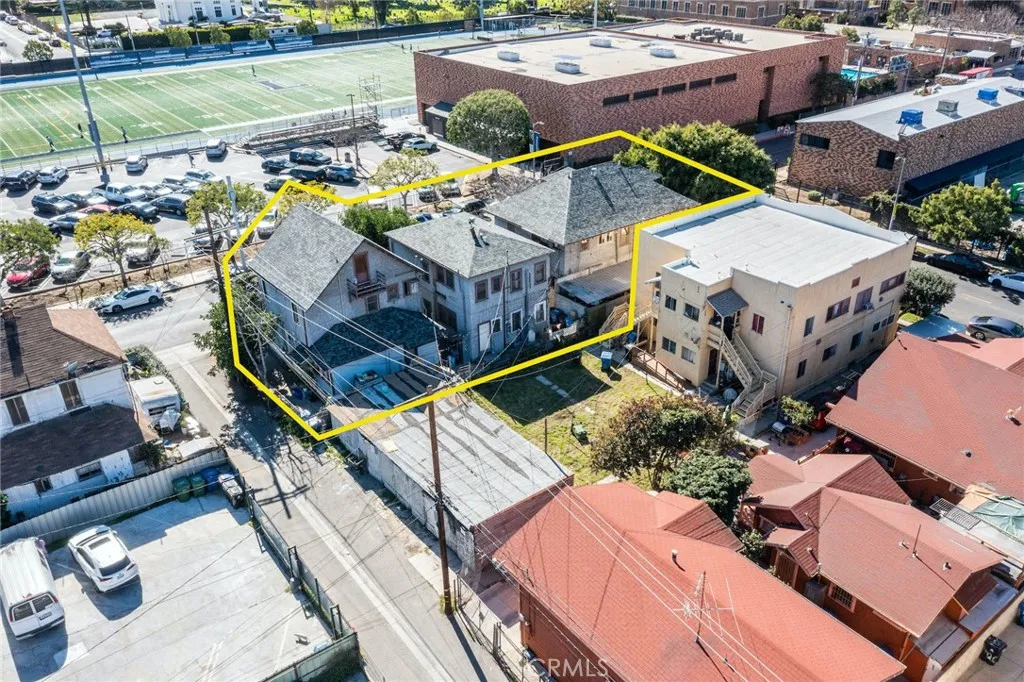 1424 S Catalina, Los Angeles, California 90006 home-pic-4