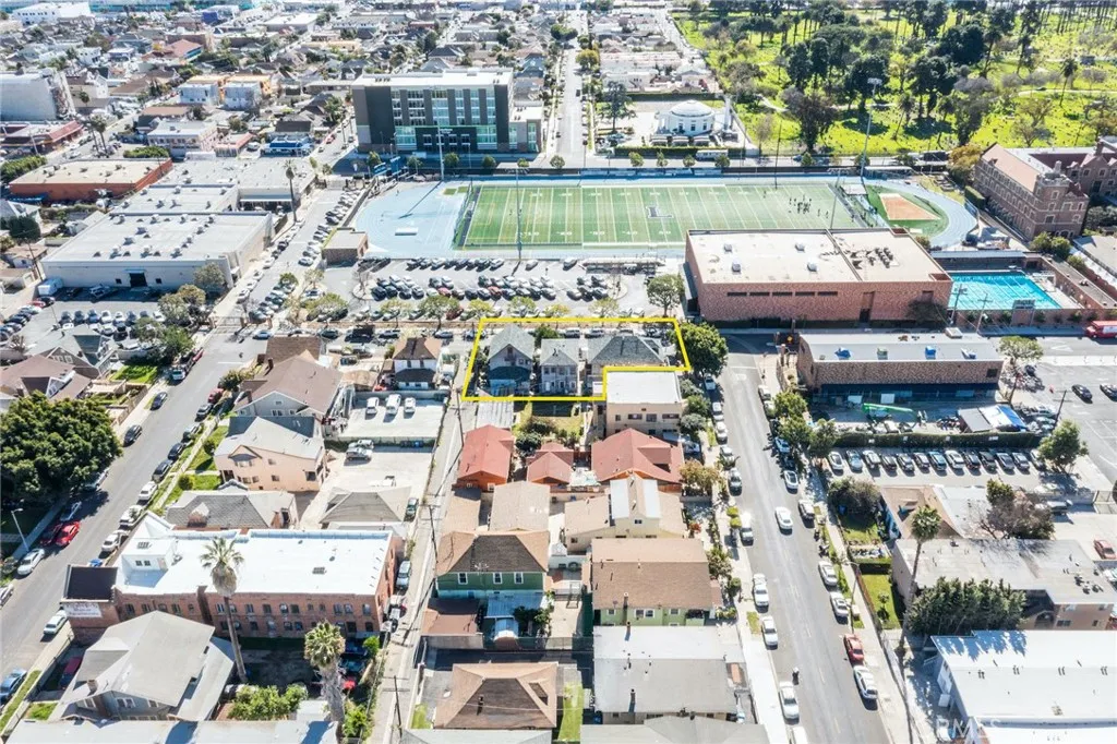 1424 S Catalina, Los Angeles, California 90006 home-pic-11