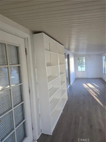 Arizona room, another view. HUGE well-insulated, quality flooring