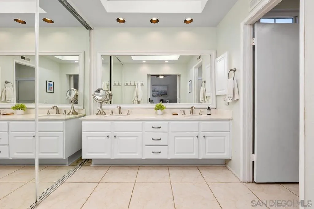 4475 Saint Andrews Place, Oceanside, California 92057 home-pic-25