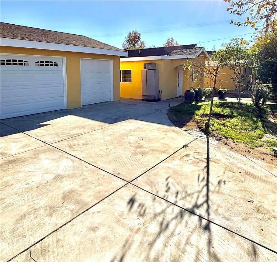 1425 8th Street, San Fernando, California 91340 home-pic-11