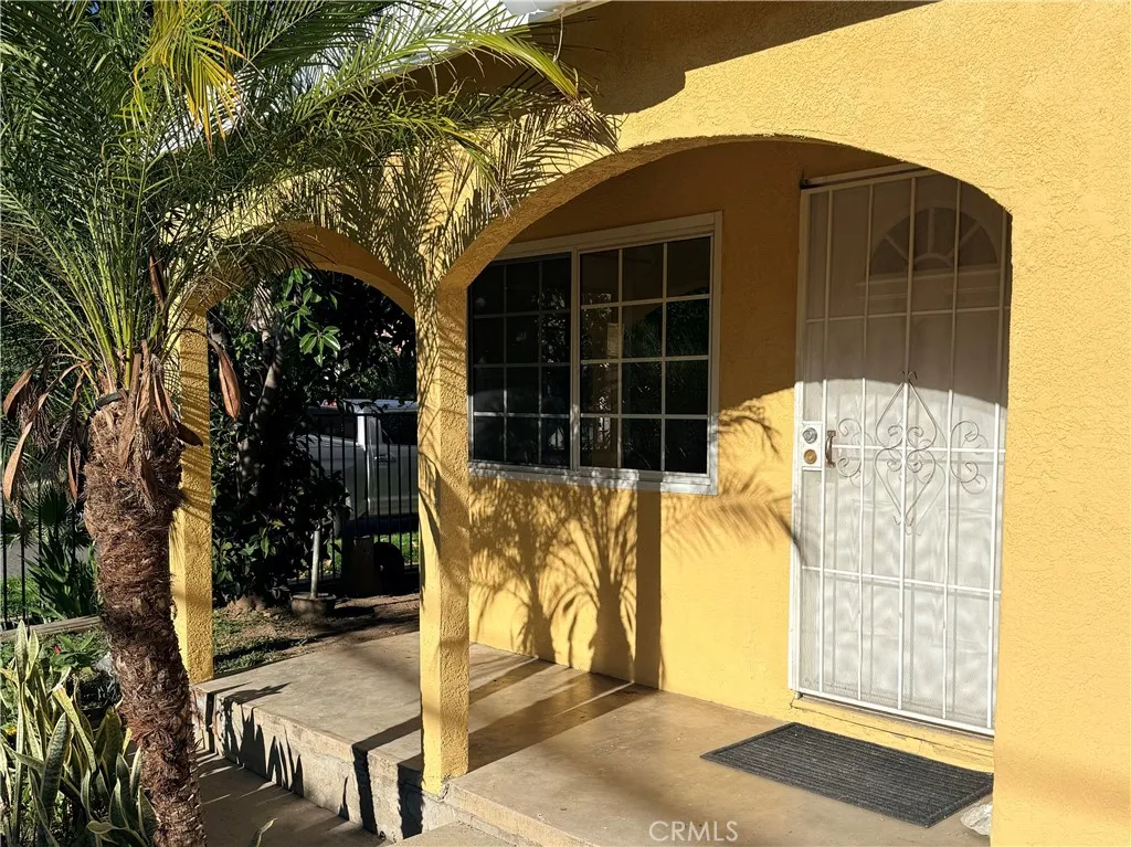 1425 8th Street, San Fernando, California 91340 home-pic-3