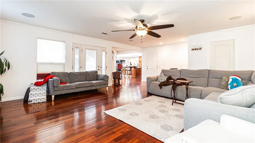 Large Living Room