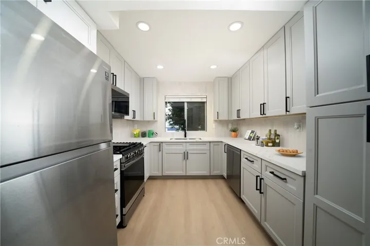 1067 252nd 7, Harbor City, California 90710
