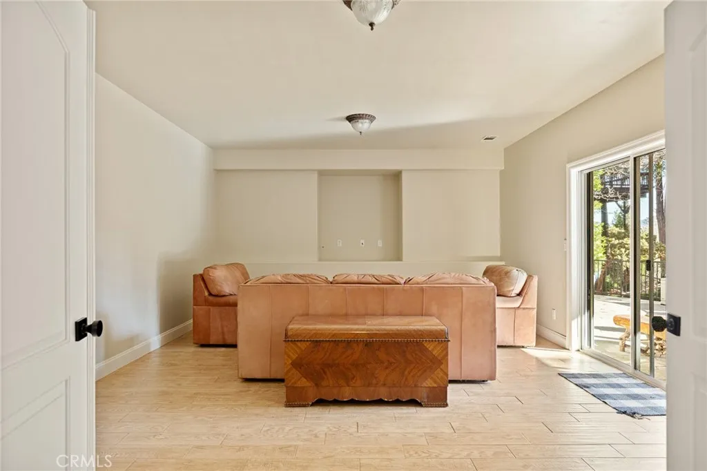 267 Pheasant, Lake Arrowhead, California 92352 home-pic-41