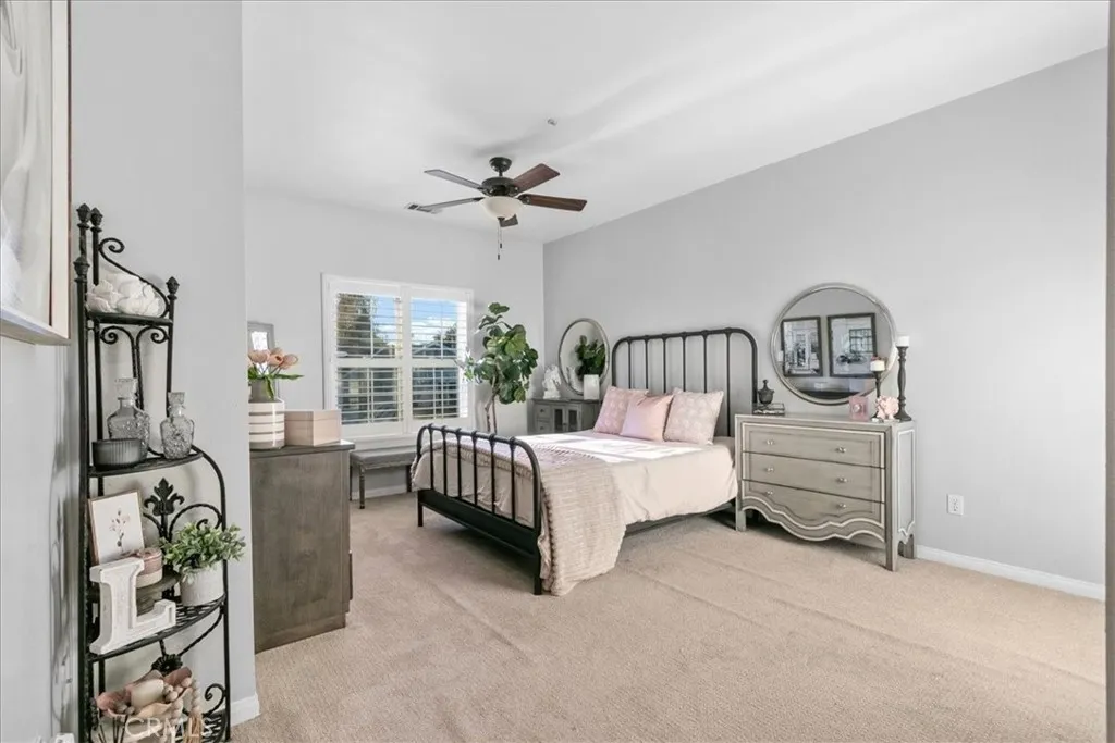 902 Chandler W, Highland, California 92346 home-pic-24