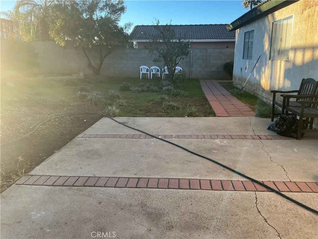 12674 Shadybend, Moreno Valley, California 92553 home-pic-23