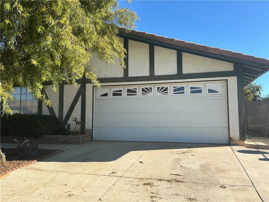 12674 Shadybend, Moreno Valley, California 92553 home-pic-1