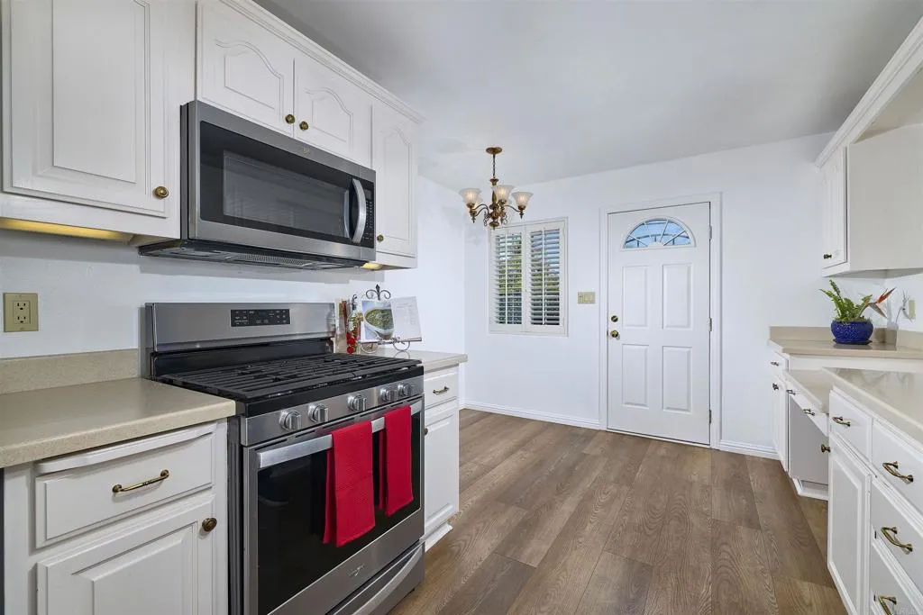 5631 Mount Acara Drive, San Diego, California 92111 home-pic-10