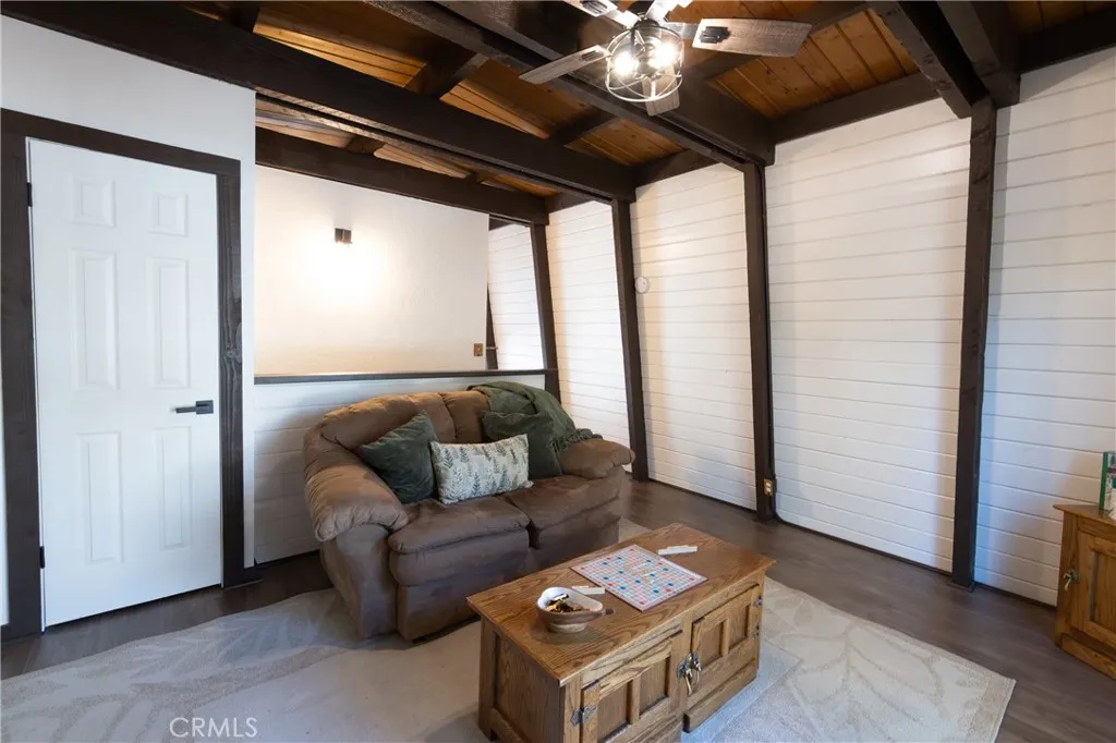 326 E Country Club, Big Bear City, California 92314 home-pic-20