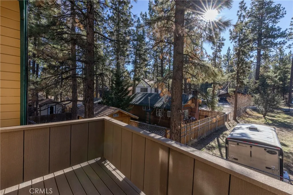 326 E Country Club, Big Bear City, California 92314 home-pic-29