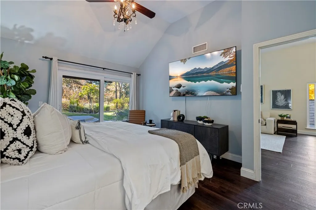 26029 Tourelle Place, Valencia, California 91355 home-pic-33