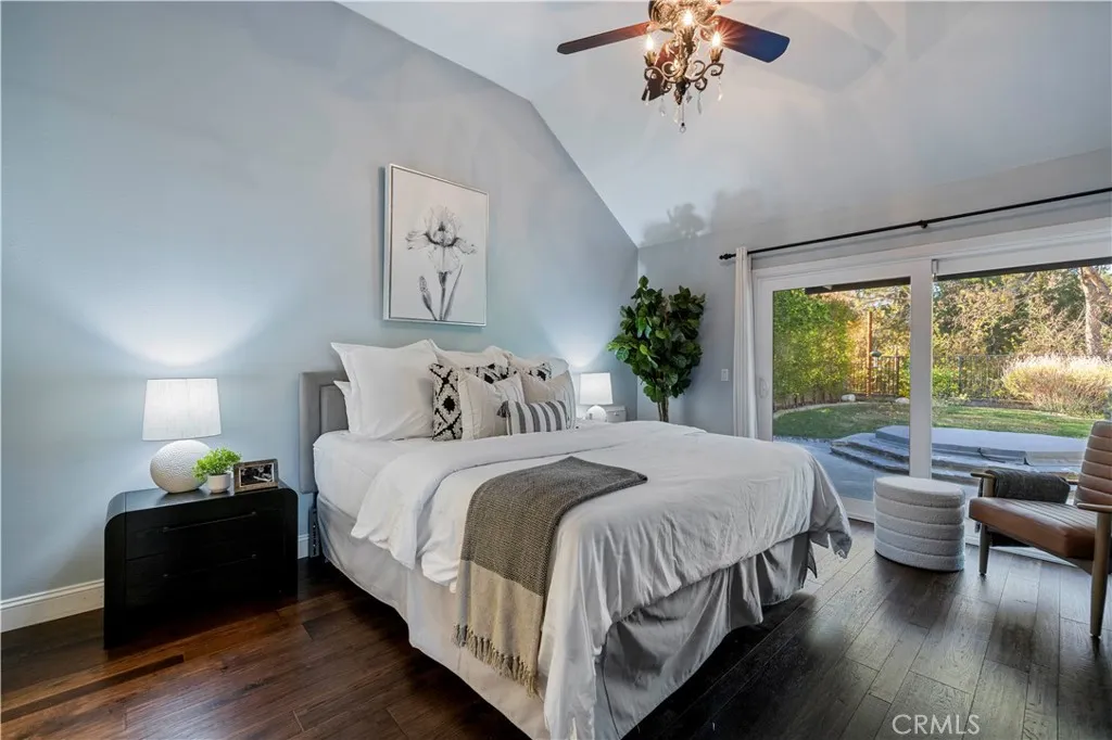 26029 Tourelle Place, Valencia, California 91355 home-pic-31