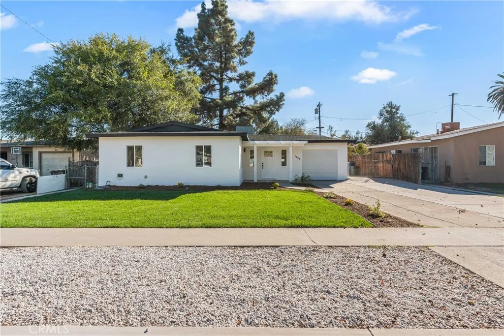 1259 Holly Vista, San Bernardino, California 92404 home-pic-1