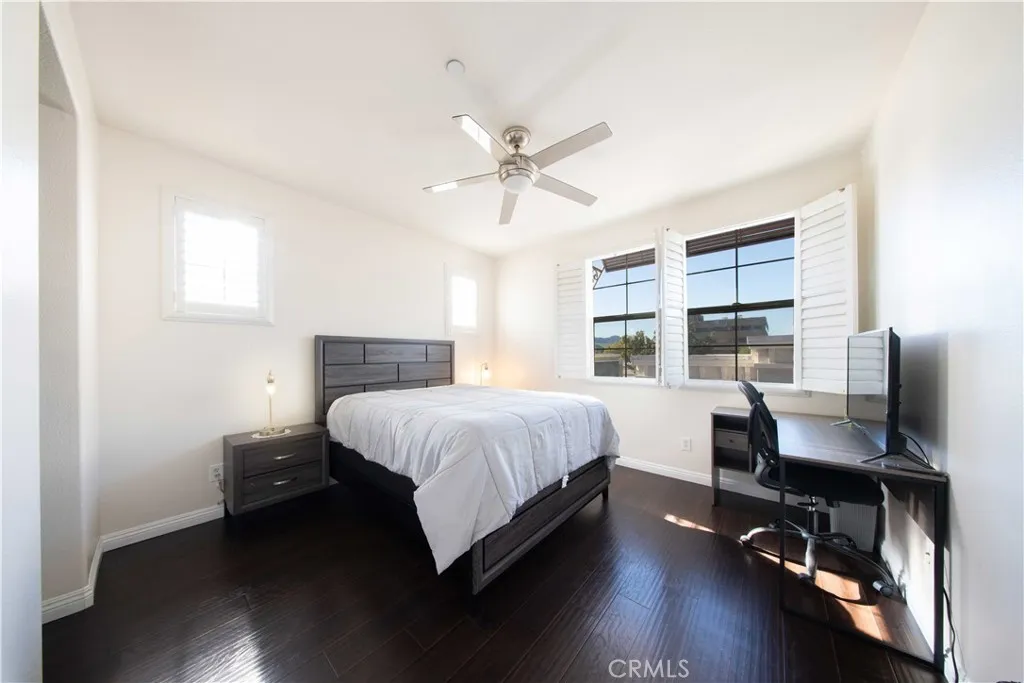 389 Arden Avenue 1, Glendale, California 91203 home-pic-24