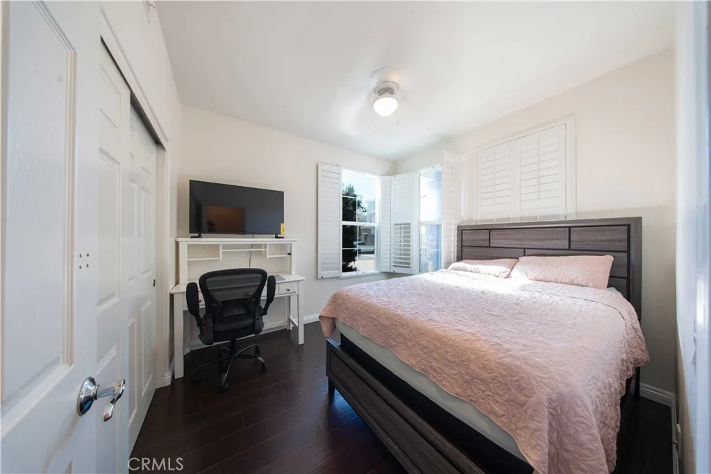 389 Arden Avenue 1, Glendale, California 91203 home-pic-5