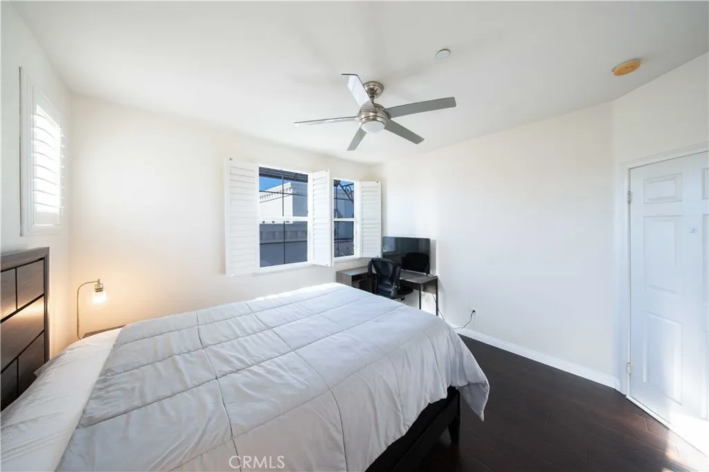 389 Arden Avenue 1, Glendale, California 91203 home-pic-25