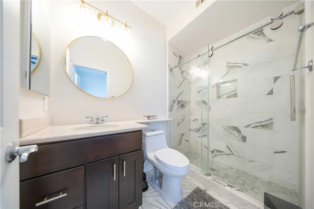 389 Arden Avenue 1, Glendale, California 91203 home-pic-35