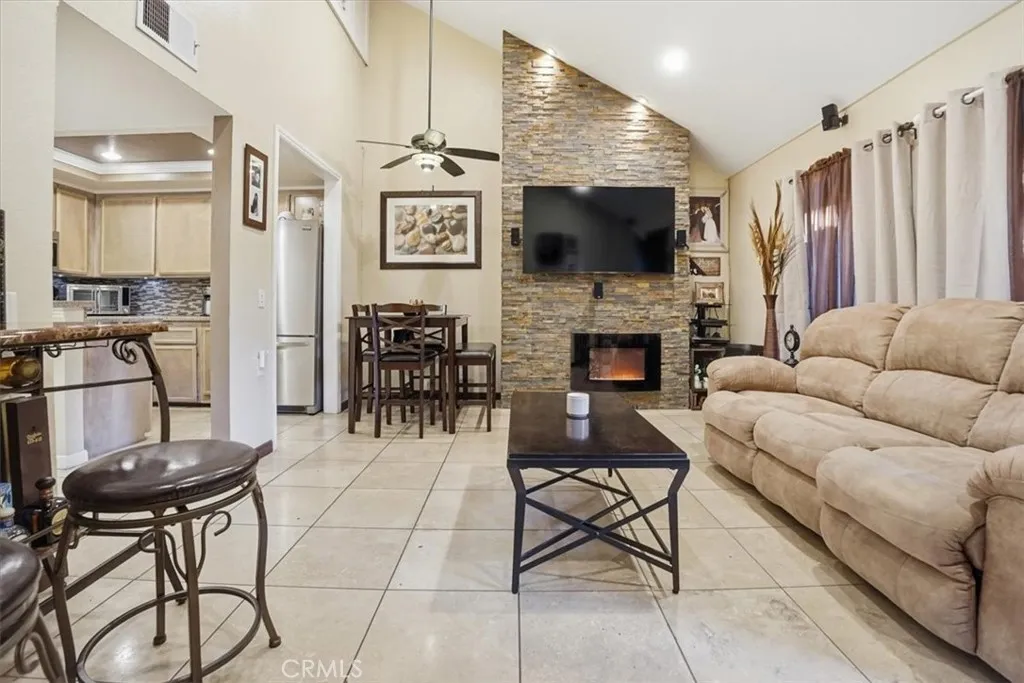 300 S Prospectors Road 29, Diamond Bar, California 91765 home-pic-12