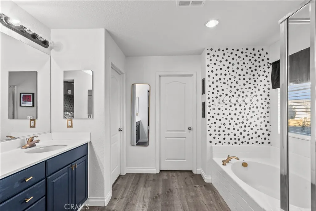 2756 Garnet Lane, Lancaster, California 93535 home-pic-32