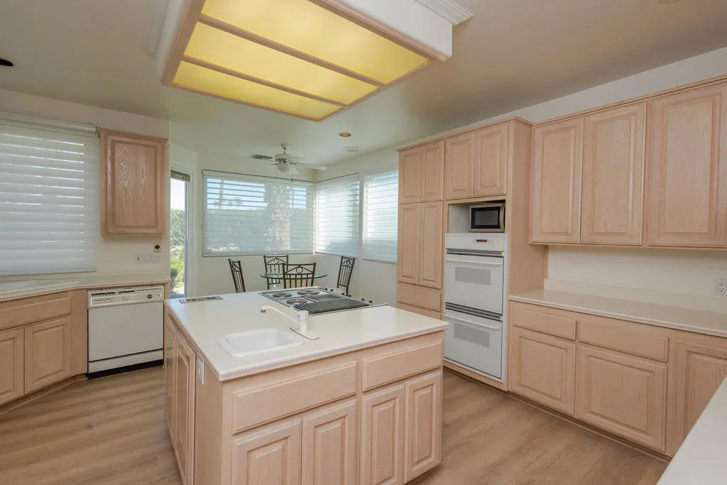 38530 Tandika Trail N, Palm Desert, California 92211 home-pic-16