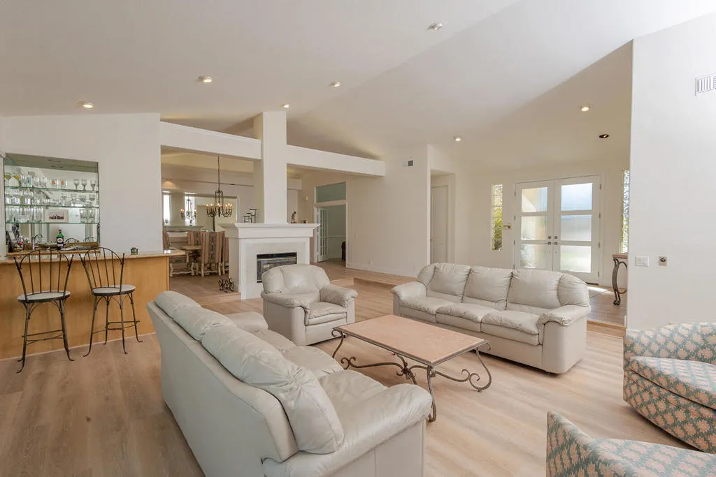38530 Tandika Trail N, Palm Desert, California 92211 home-pic-10