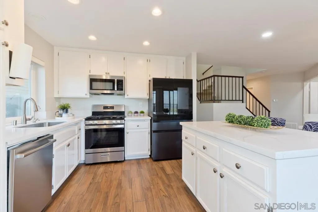 9531 Bayamon Road, San Diego, California 92129 home-pic-6