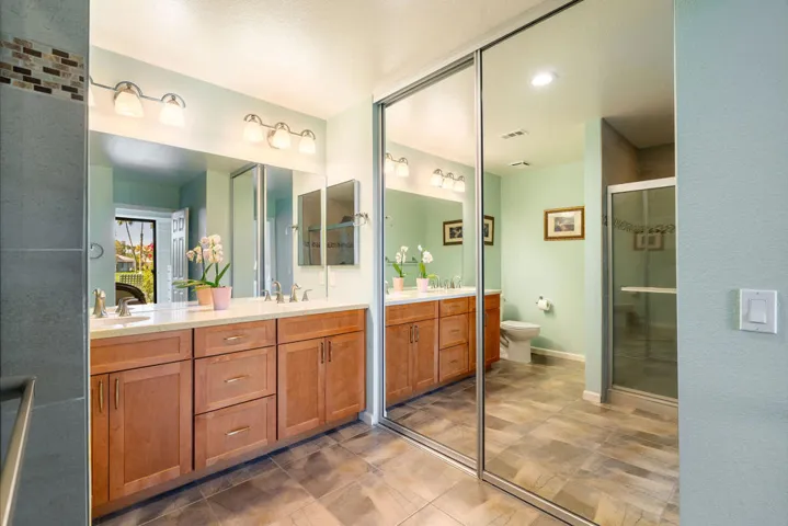 54396ShoalCreek-26
