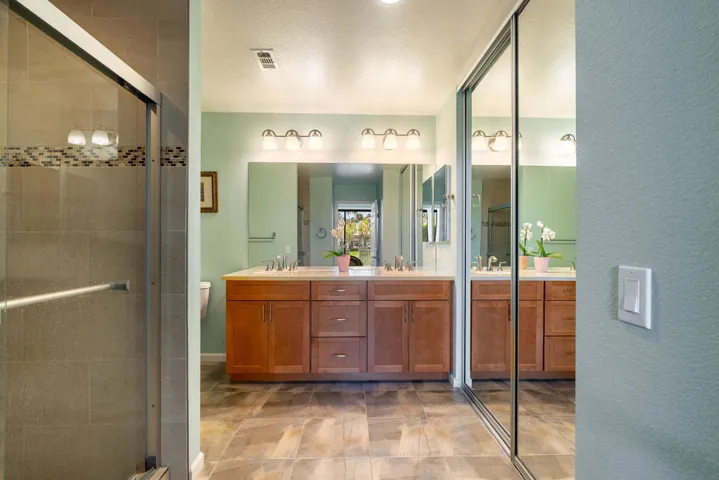 54396ShoalCreek-25