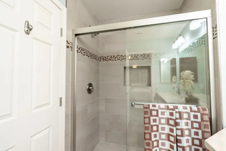 54396ShoalCreek-38