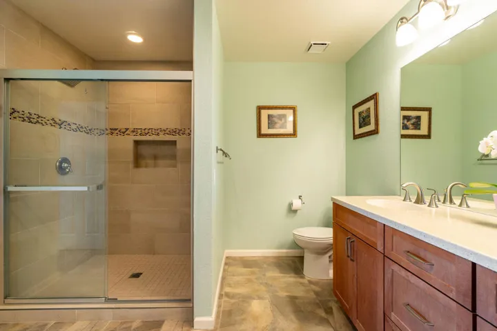 54396ShoalCreek-28