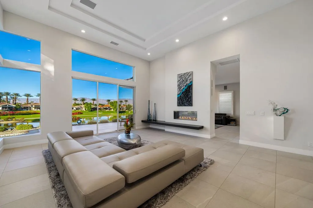 770 Deer Haven Circle, Palm Desert, California 92211 home-pic-12