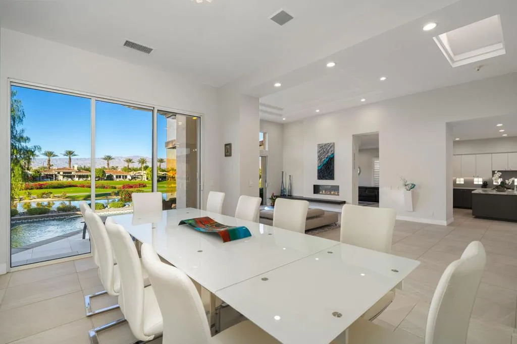 770 Deer Haven Circle, Palm Desert, California 92211 home-pic-4