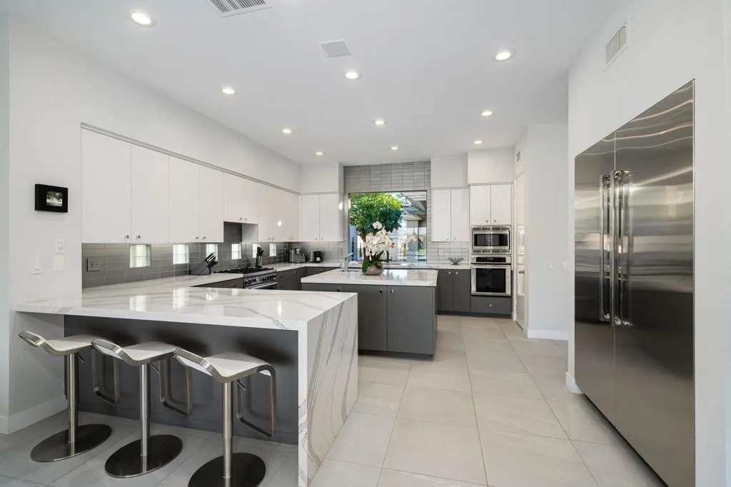 770 Deer Haven Circle, Palm Desert, California 92211 home-pic-5