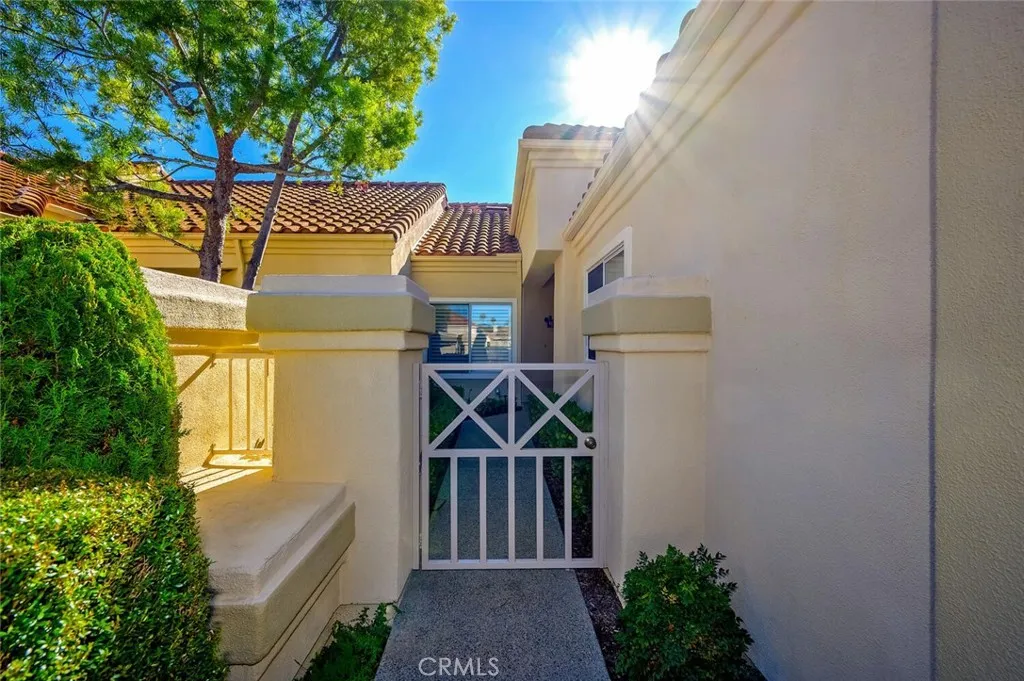 28810 Paseo Campana, Mission Viejo, California 92692 home-pic-2