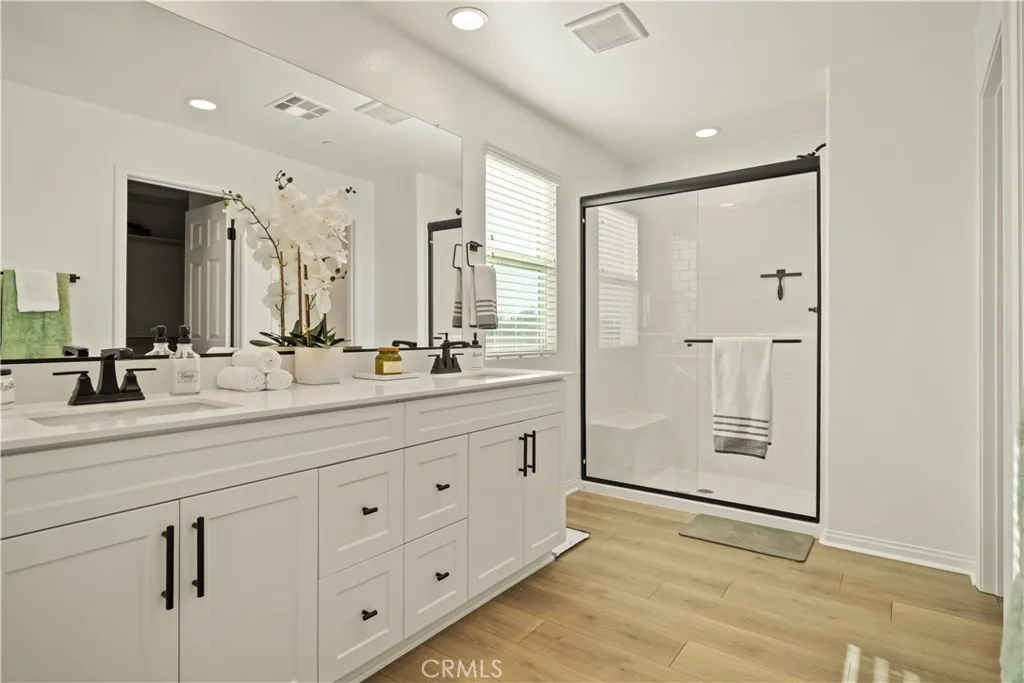 30295 Singer Ln, Menifee, California 92584 home-pic-34