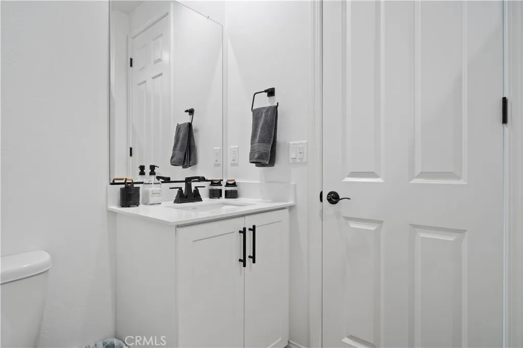30295 Singer Ln, Menifee, California 92584 home-pic-6