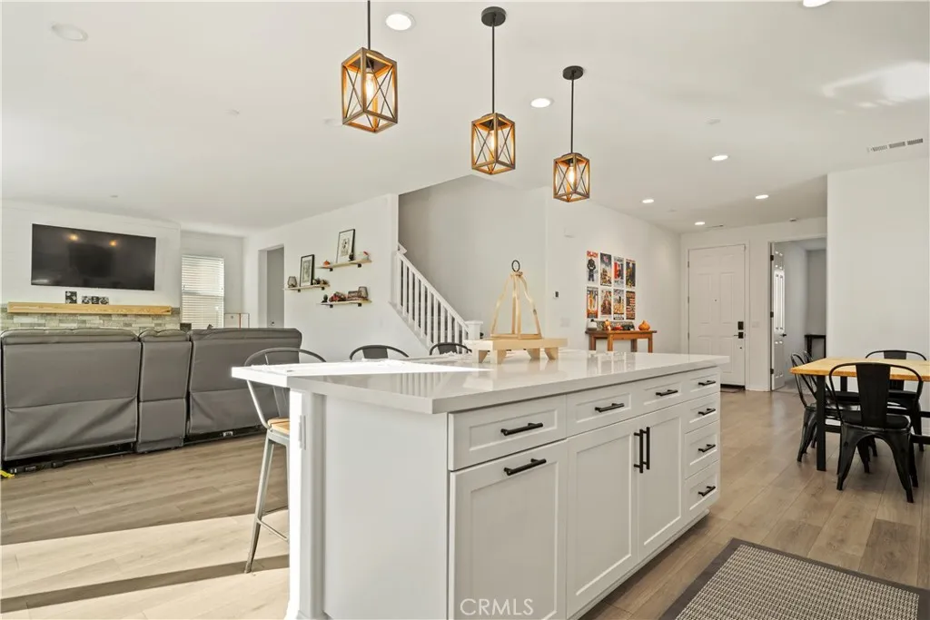 30295 Singer Ln, Menifee, California 92584 home-pic-13