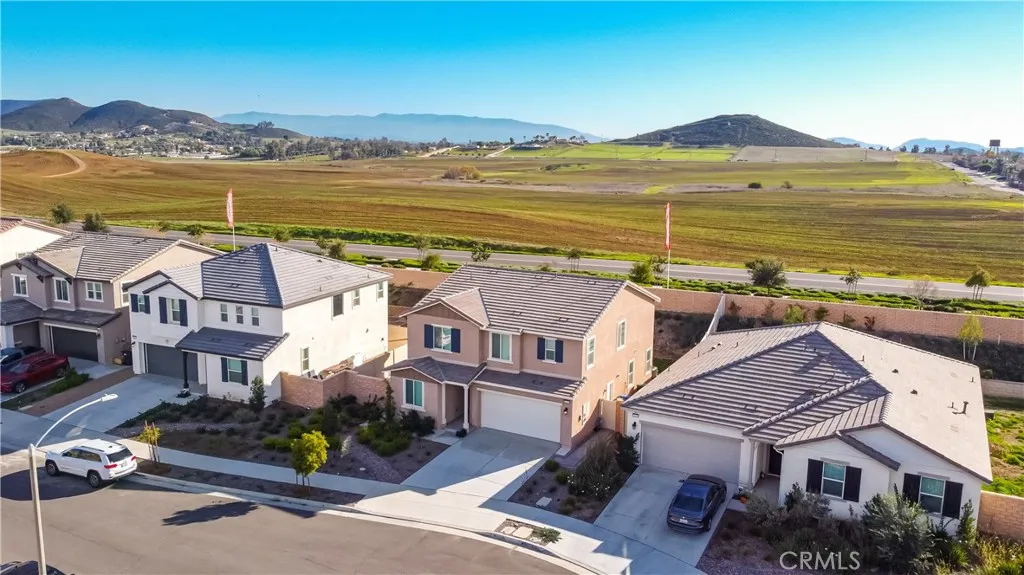 30295 Singer Ln, Menifee, California 92584 home-pic-49