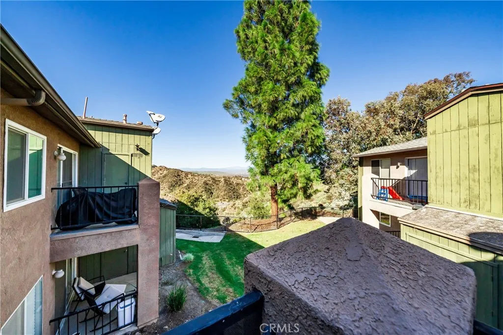 2620 Avenida Del Vista 203, Corona, California 92882 home-pic-17