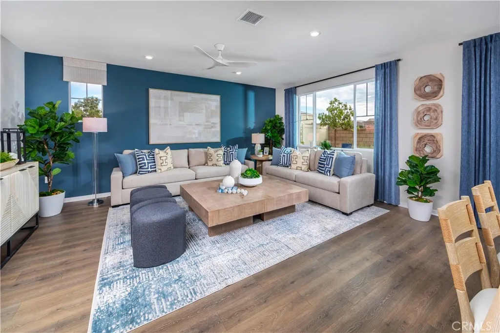 9559 Silverstein Drive, Riverside, California 92508 home-pic-4