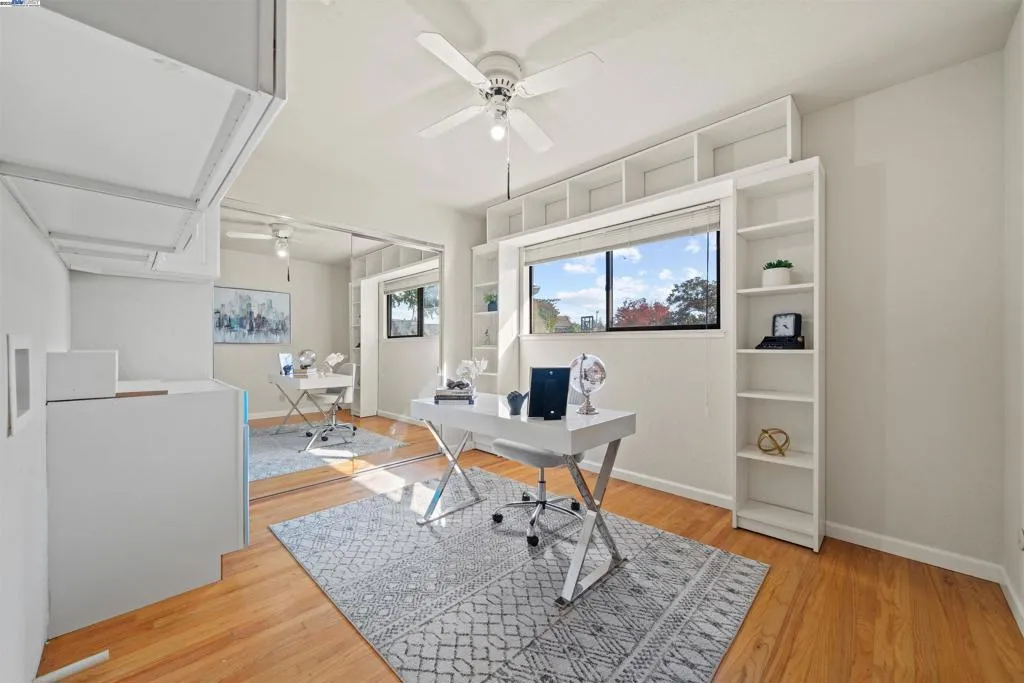 3393 Sutton Loop, Fremont, California 94536 home-pic-22